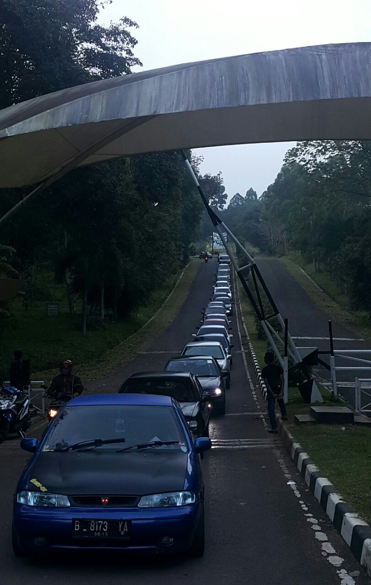 Asyiknya Touring bersama dalam rangka Halal bihalal...