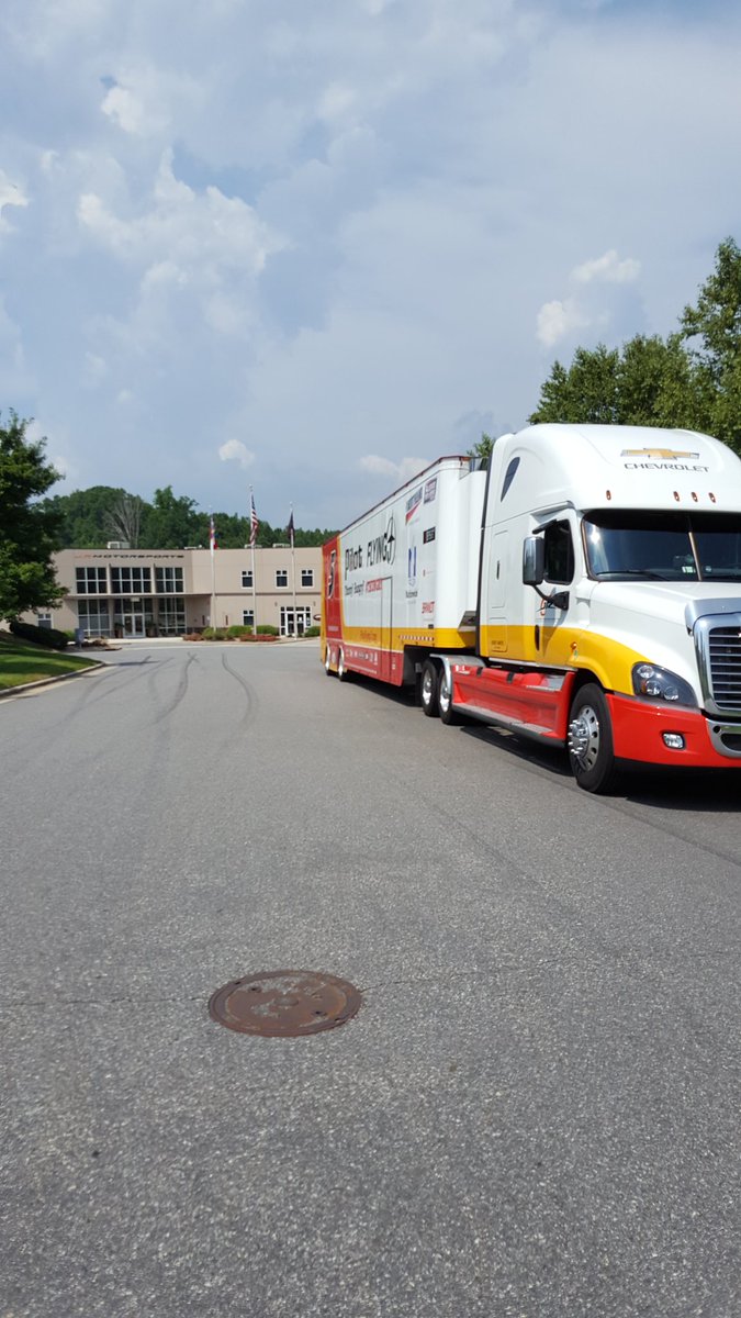 Back at the barn <a href="/JRMotorsports/">JR Motorsports</a> with the @PFJRacing hauler try to salvage what's left of Sunday