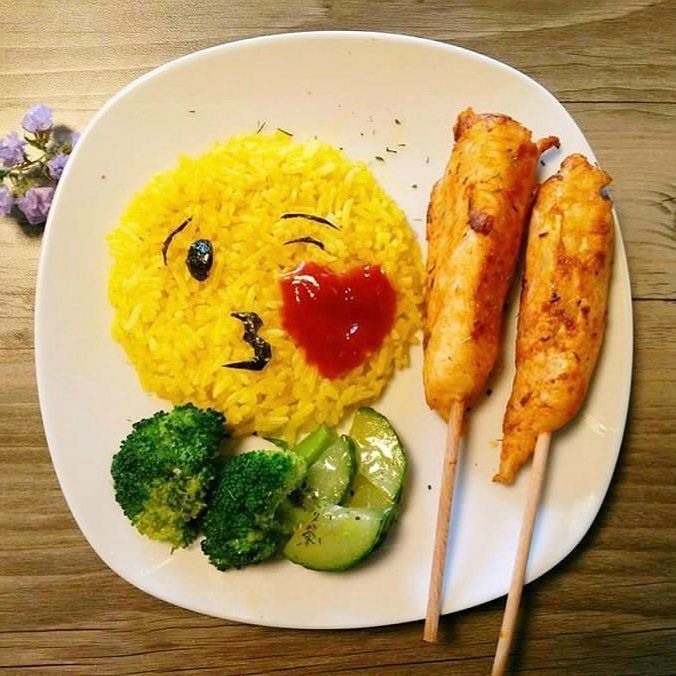 emojistuff's tweet photo. It's a #kissemoji for #brunch #sunday #healthyfood #emoji #emojistuff #emojistuffdotcom https://t.co/2vq8DTptRP https://t.co/zKN1fVy0f4