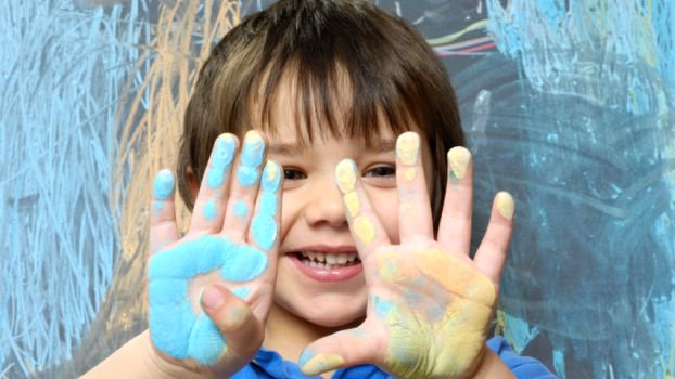 Scholastic's tweet photo. Say "yes" to a bit of a mess. Encourage creative exploration and self-discovery for your child with these 13 tips. https://t.co/asHAv7cQ9I https://t.co/iajeMbom43
