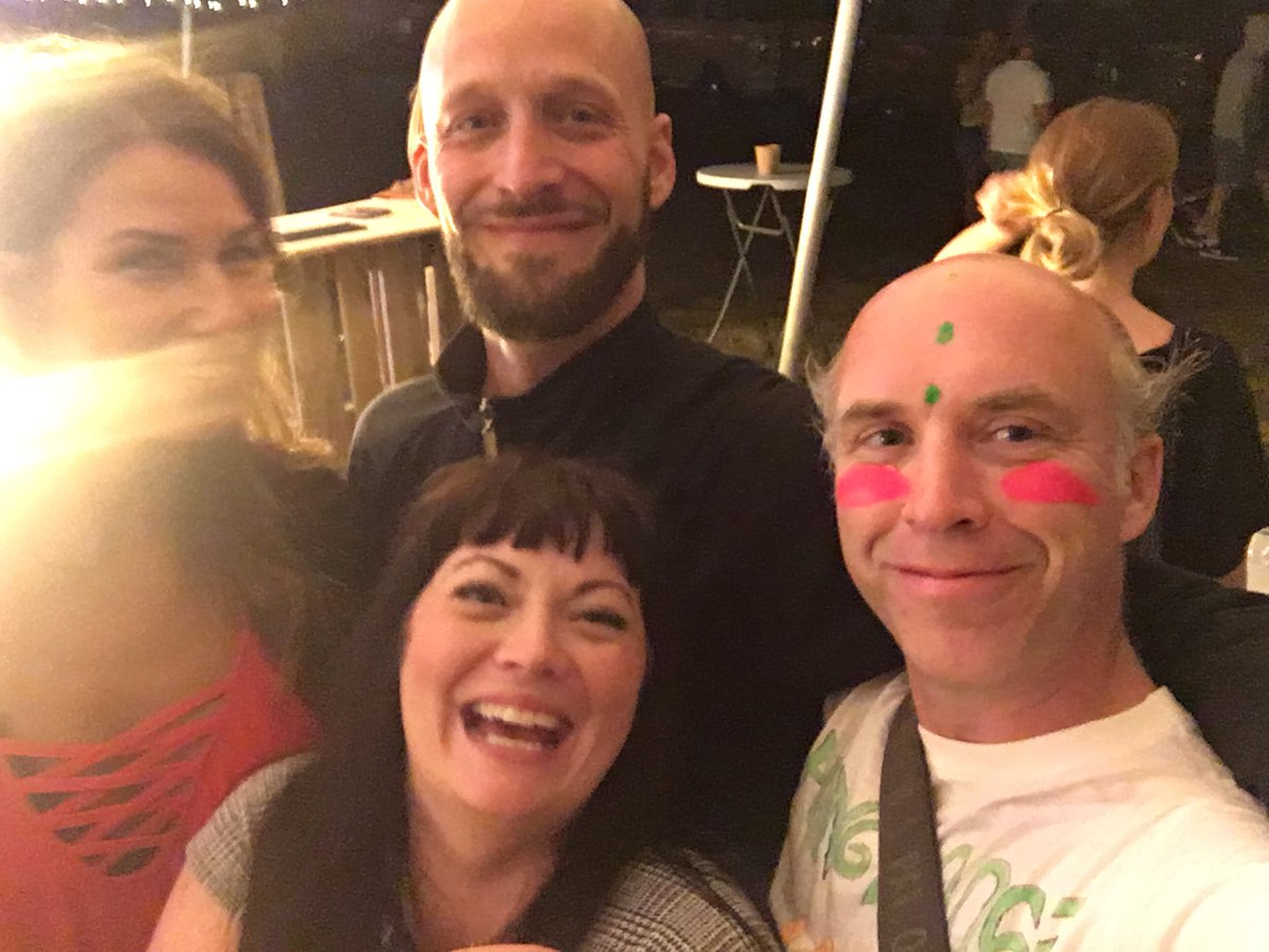CaptainFutur3's tweet photo. Fellow silly people Meeting #GeneralKnas after his legendary gig at #Hallifornia Grand Finale
#SummerOfLove #Halland #Varberg https://t.co/I1XyzwXyan