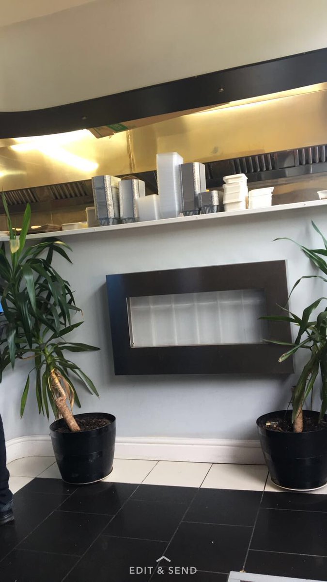 ZoeinStow's tweet photo. #Indian time ๐ love this when the food is cooked so you can see #indianview #diss ๐๐ป https://t.co/srOAXyt5H6