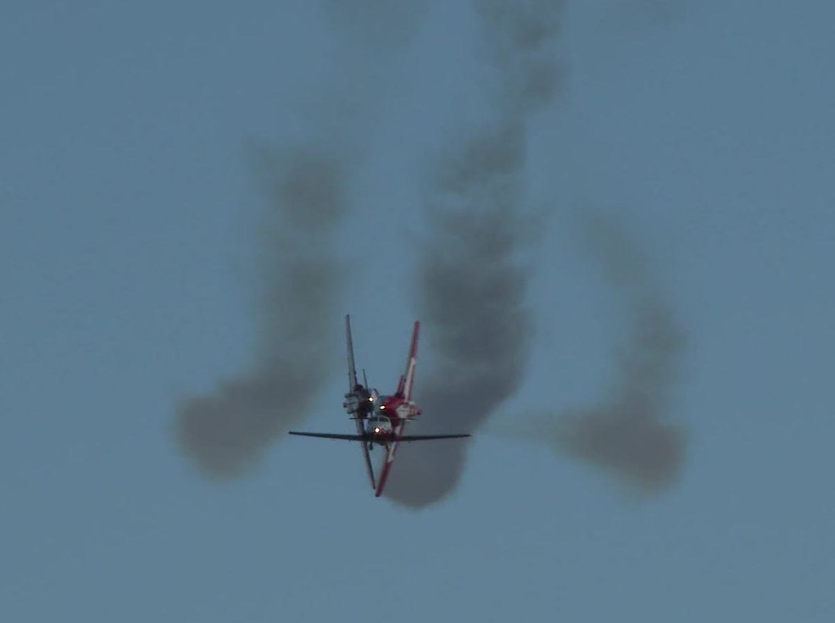 CFSnowbirds's tweet photo. Celebrating 25 years of thrills and chills at @FSJAirShow. Get ready for another breathtaking day! https://t.co/s4LU5nMuMk #Canada150 https://t.co/BxsvP3ahsa