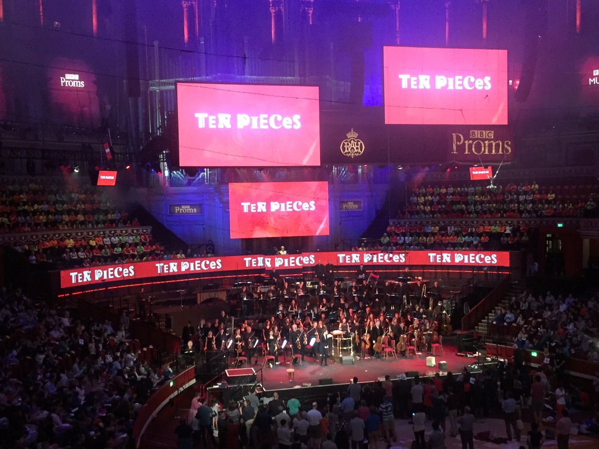 BBCYoungReport's tweet photo. @ParkHighNews's Naiya kicked off #bbctenpieces press conference asking 'what age did you decide to pursue a music career?'
#bbcpromsextra https://t.co/vemhi1wwtN