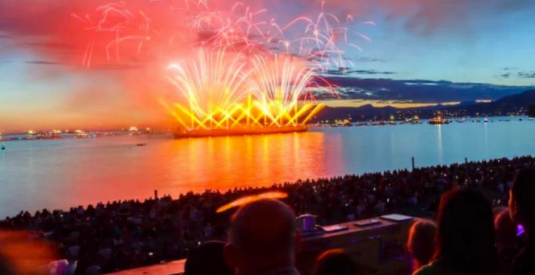 DailyHiveVan's tweet photo. Win 2 passes to the #YVRObservationDeck at @CelebOfLight fireworks on August 2 @VancityBuzz https://t.co/112E58yKk4 RT to enter! https://t.co/ljHc29lByQ