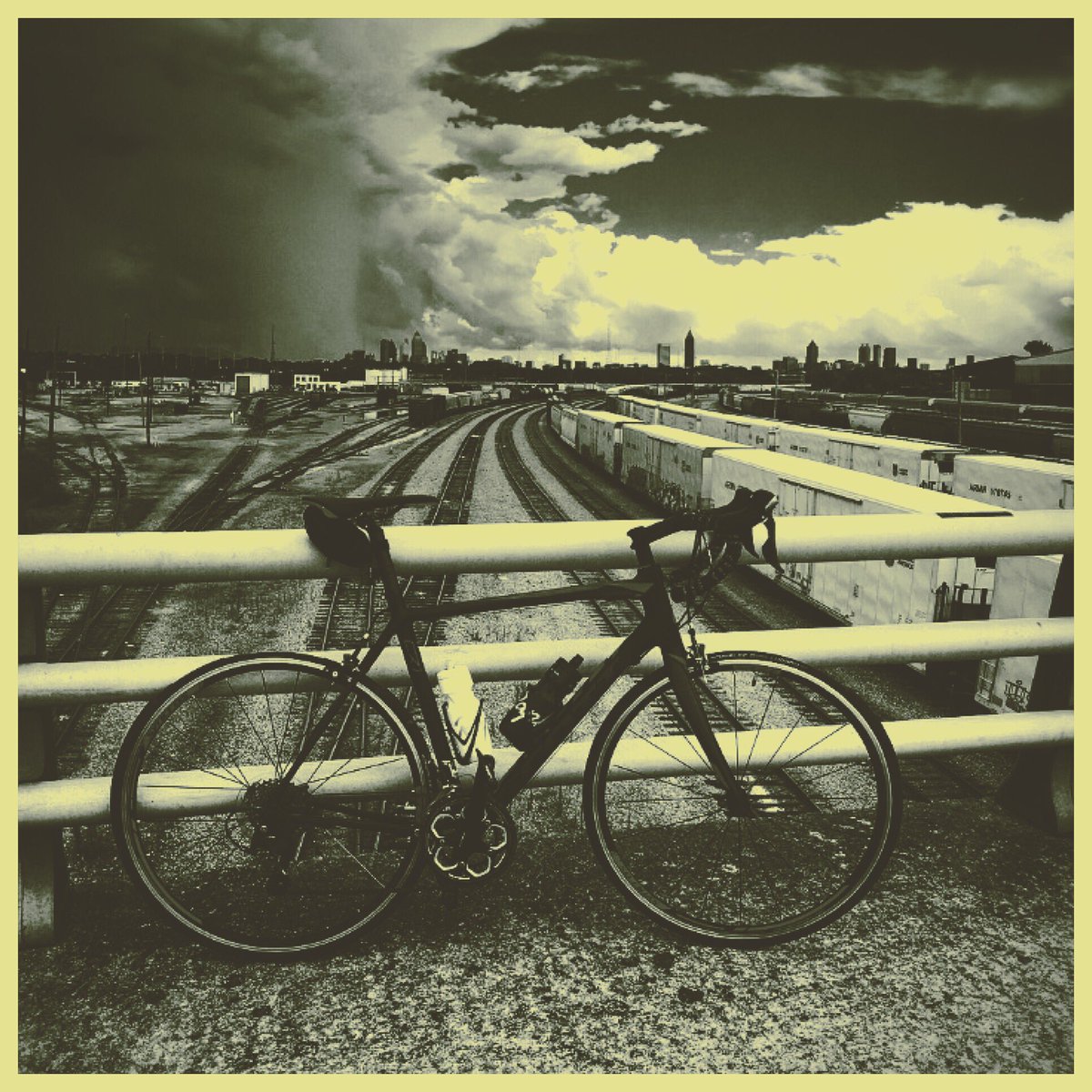 fbarral's tweet photo. Not winning @LeTour for the 4th time like @chrisfroome. Just training for the #TourofLife winning a stage each day #healthylife #cycling https://t.co/0L1Lo408iQ