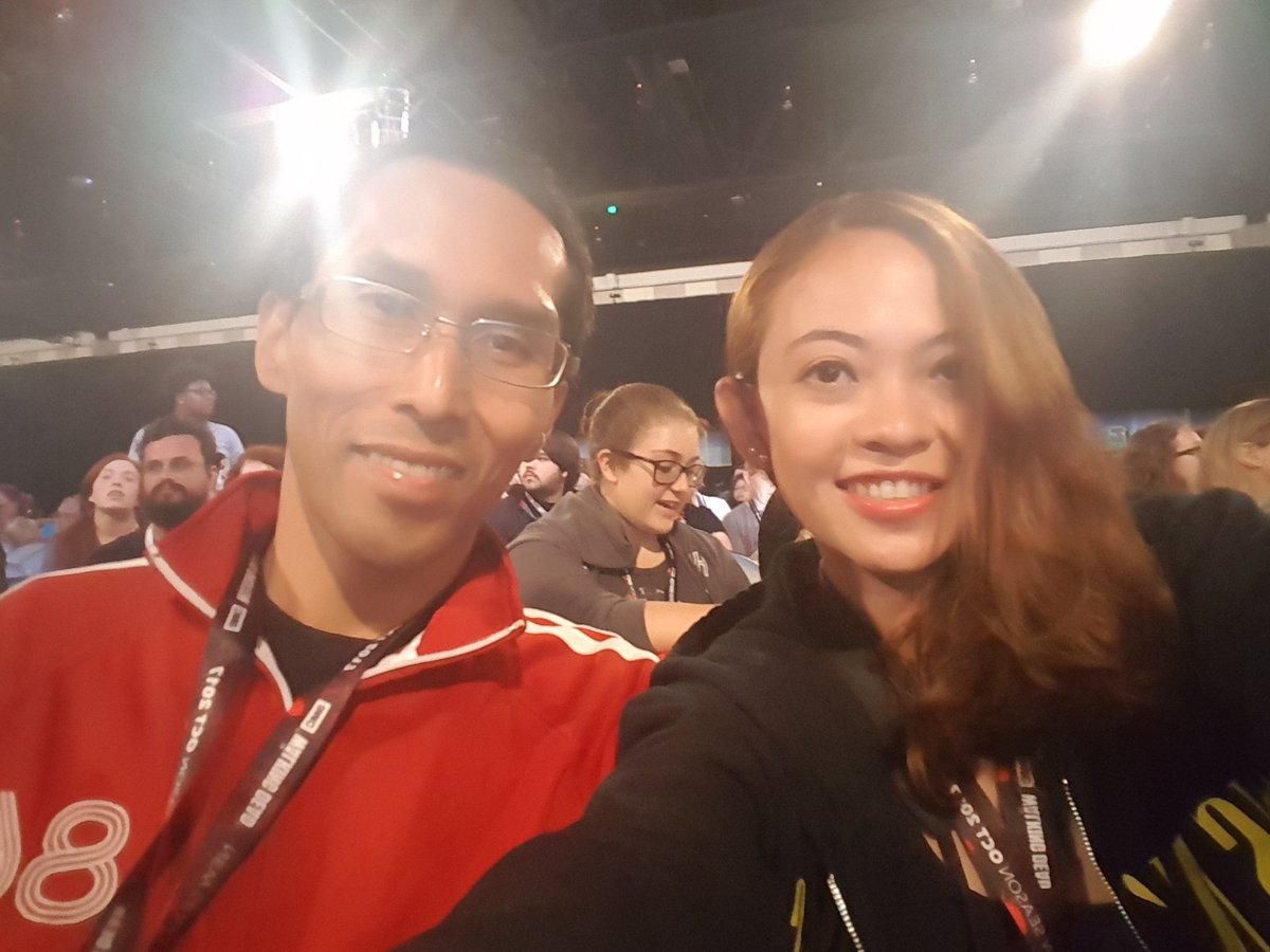 InxsNazz's tweet photo. Finally in @HallHLine #HallH #HallHLine. They are handing out free #Supernatural shirts when you come in! #SDCC2017 https://t.co/KoaaM2SB3F