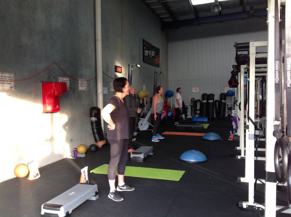 BuddyUpStyleFit's tweet photo. Our Inaugural Life Style Management Group doing body weight activities 💪🏼🤛🏼👏🏼 Great Work team 1 @insyncfit @abews27 @BuddyUpStyleFit https://t.co/3jpfFHU2vF