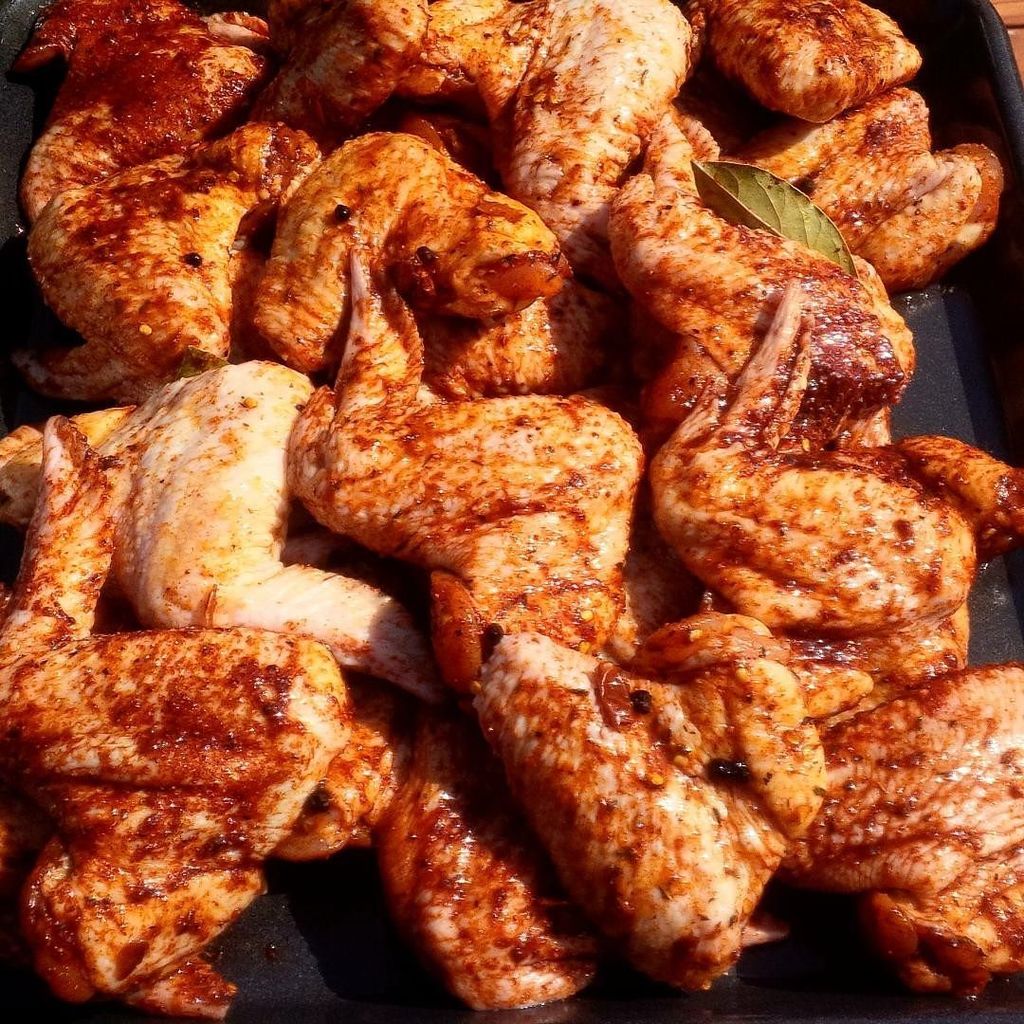 BlackManCookn's tweet photo. Ready set and going on the grill today. #Chicken #Wings #Sunday #SmokeSession #RoyalRub #BlackManCooking #ItsAllGravy #WhatsOnYourGrill #BBQ https://t.co/ORL1PwJ2IZ