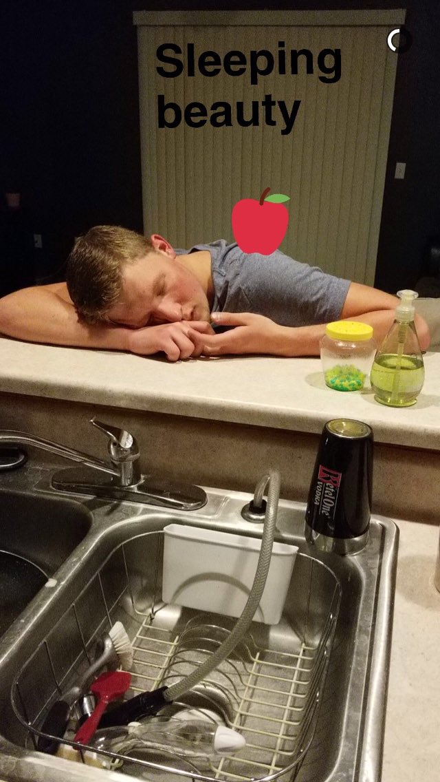 swalkietalkie's tweet photo. Getting snaps like this makes my day. #SheckOut https://t.co/o5JZENWei5