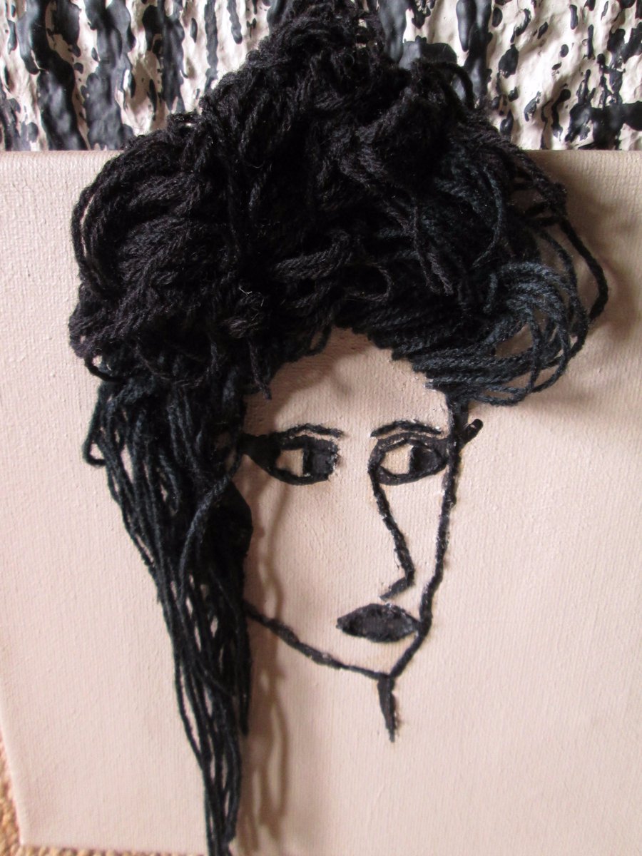 JudithTaat's tweet photo. @maketodayrock My sister loved her music ( me too) and she made this little portrait of wool & paint.
Made by Hester. https://t.co/QzayvFjwgx