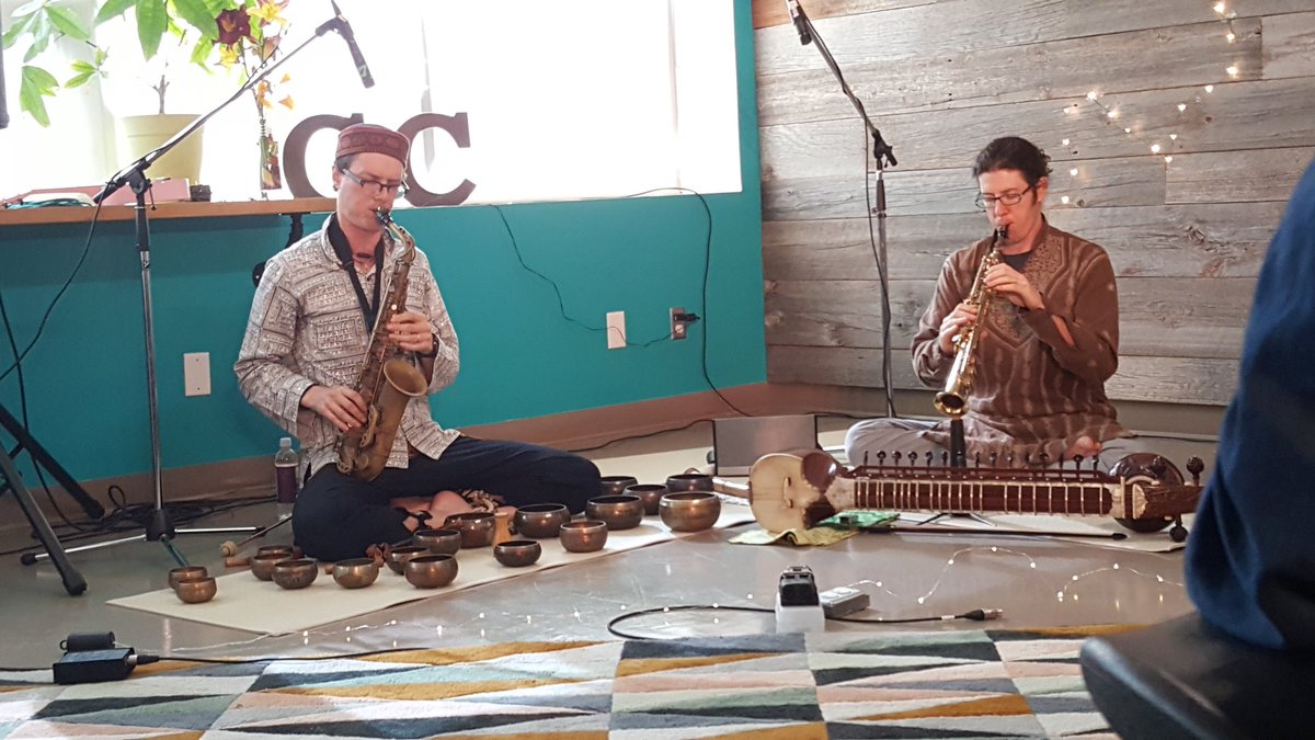 karimkanji's tweet photo. @sofarsounds Saxophone Brothers! #sofar #sofartoronto #sofarscarborough #music #local https://t.co/YA8GRZTRe0