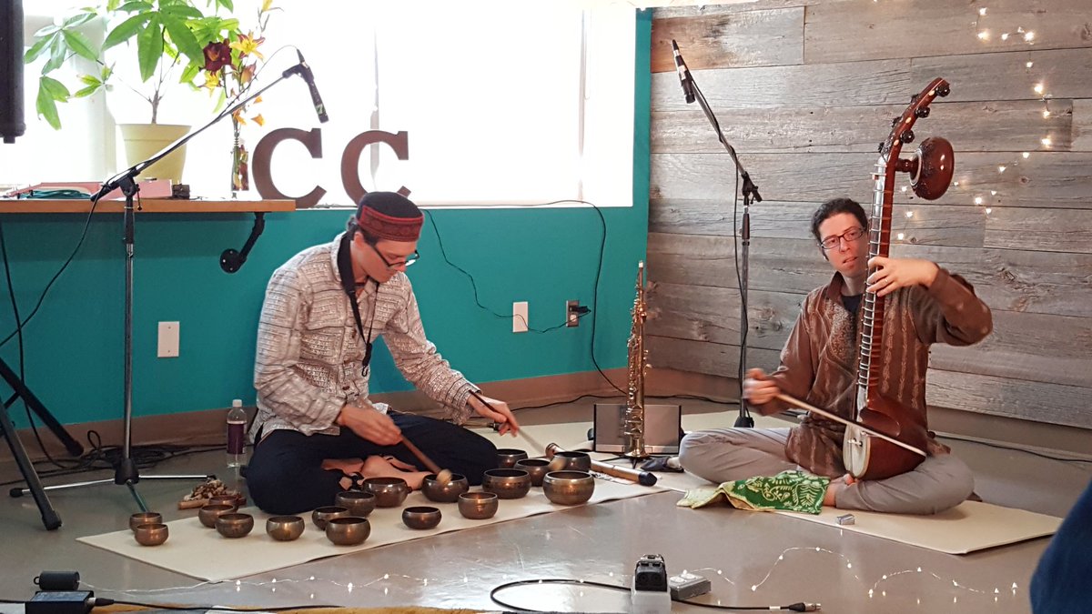 karimkanji's tweet photo. @sofarsounds Saxophone Brothers! #sofar #sofartoronto #sofarscarborough #music #local https://t.co/YA8GRZTRe0