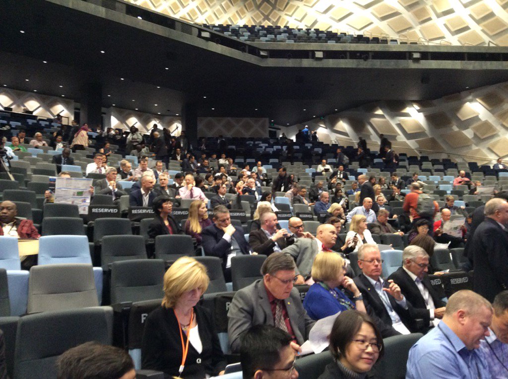 rperez5524's tweet photo. Sydney's convention center offers an impressive venue for #IIAIC 2017's 1st general session, now just minutes away. https://t.co/TDqVPbjsWq
