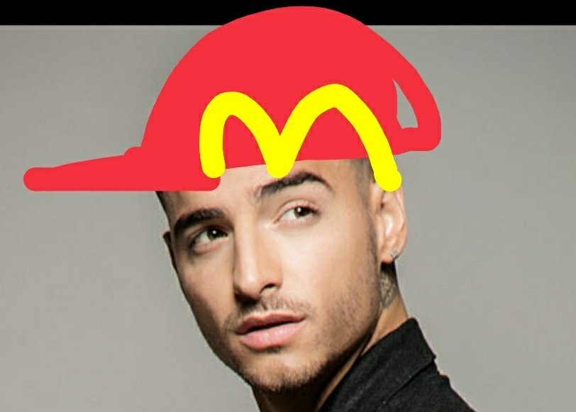 MocosaInsolente's tweet photo. Cuando Maluma dice "agrandamo el cuarto " me lo imagino así https://t.co/aVttWqzMPG