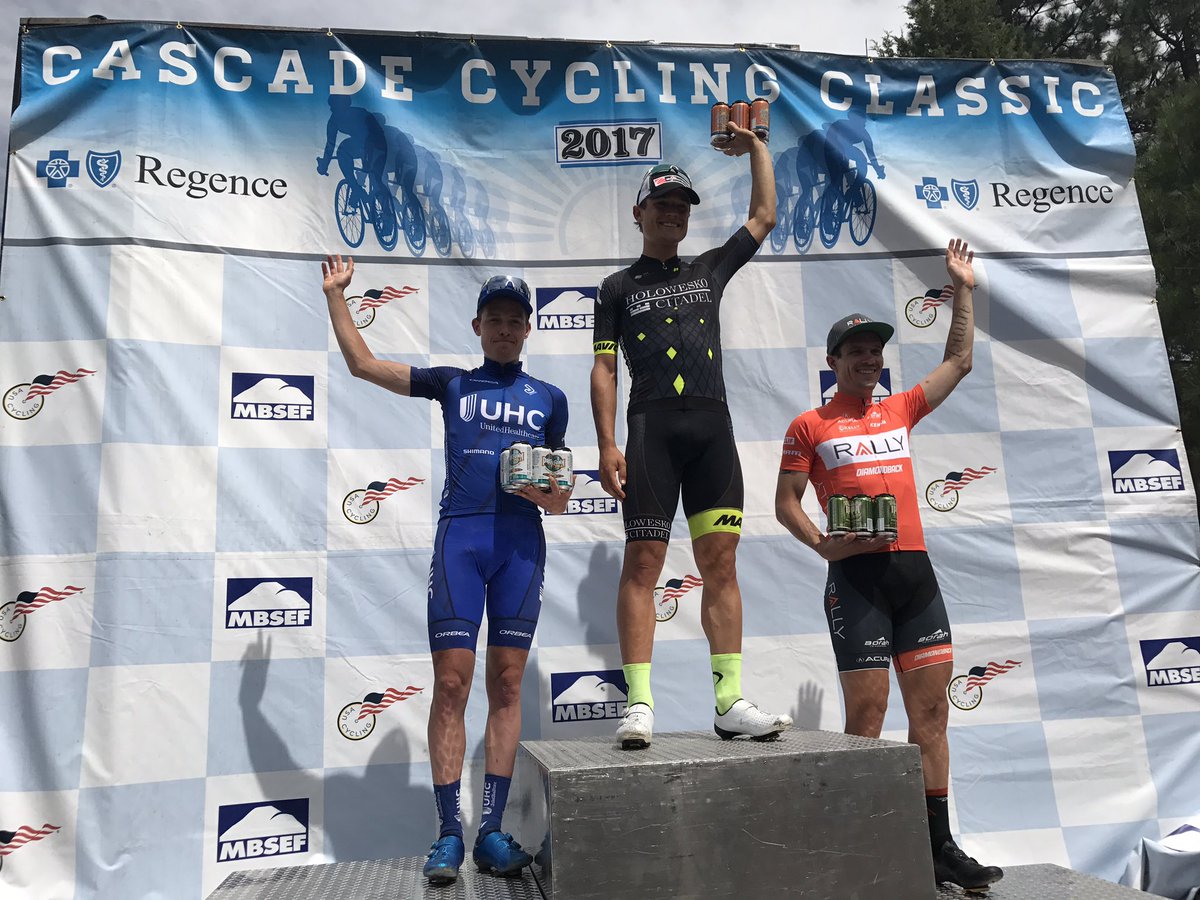 Final GC top 3:
1. @RobinmCarpenter (<a href="/TeamHincapie/">Hincapie Racing</a>)
2. <a href="/gavinmannion/">gavinmannion</a> (<a href="/UHCprocycling/">UHCprocycling</a>)
3. <a href="/evanhuffman/">Evan Huffman</a> (@Rally_Cycling)
#CascadeClassic