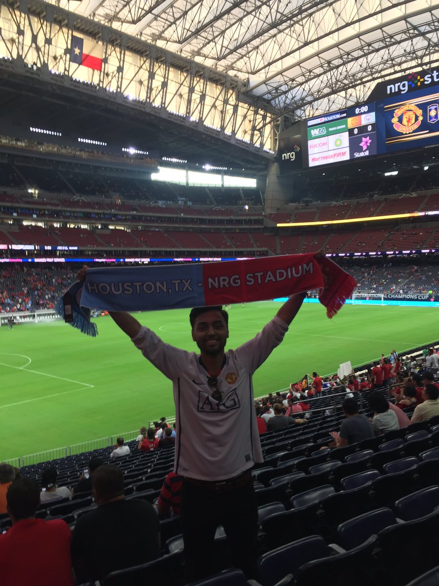 JustCallM3Luigi's tweet photo. Best day of my life!!! #ManchesterUnited #Manchesterderby #iamared https://t.co/ksc2Epb6ua