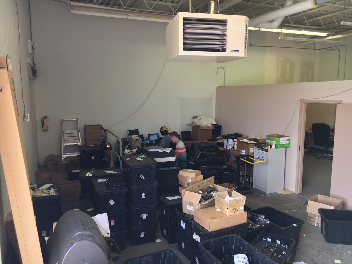 BrianOleksiuk's tweet photo. @2017CanadaGames @OxygenTechnical #TechFunction putting the finishing touches on IT for #JCG2017 #JCGIT2017 https://t.co/aetq03caqZ