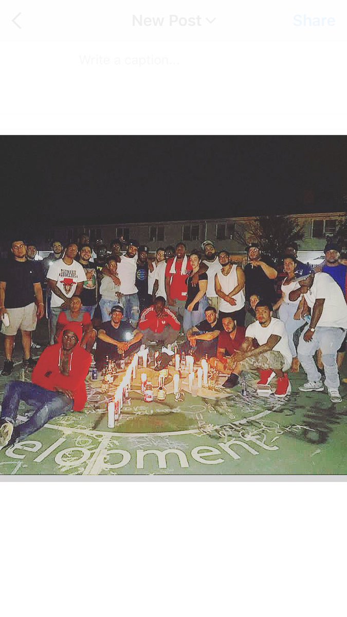 TonyMartinez___'s tweet photo. #LongLivePee https://t.co/jOwhdyy9Ob