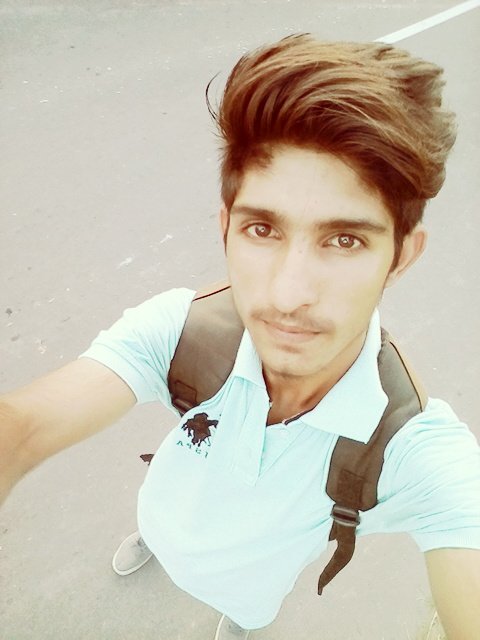 imsrkrahul's tweet photo. @officialsunanda mem aap sirf Retweet kr dete ho reply bhi kr diya kro ....#Sunanda_Sharma
           ★★★₣åÑ★★★ https://t.co/bPHSg4ILkA