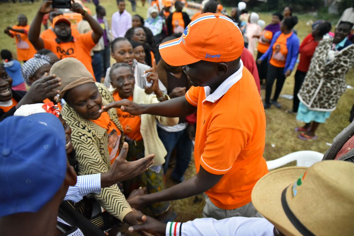 This Afternoon we were in Karen with the Lan'agta ODM secretariat and visited Bull Bull where we met the locals.