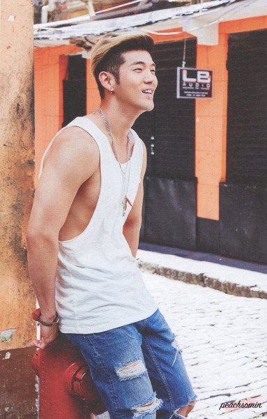 KardProjetosBR's tweet photo. [parte 3]
Fotos para o photobook do 1st mini album
Cdts: MatthewKimBR https://t.co/m8XvJeXE47
