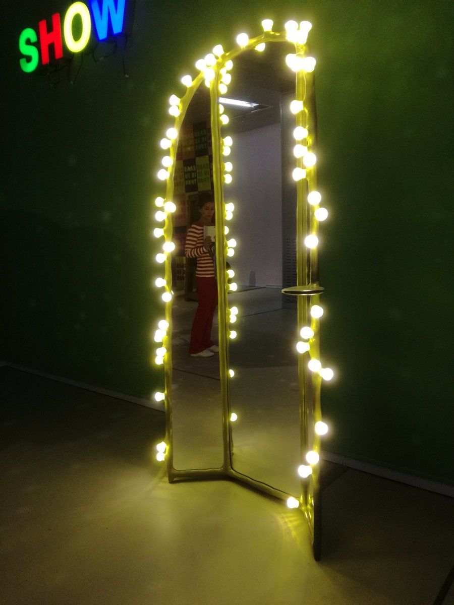 jfageelhoed's tweet photo. Boeiende tentoonstelling van werk van Maarten Baas in @groningermuseum #BaasisinTown https://t.co/4qsWO4EafG