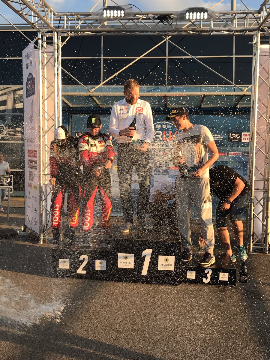 OliverSolberg01's tweet photo. #pricegiving #rallylatvia https://t.co/35xi6xpBeN
