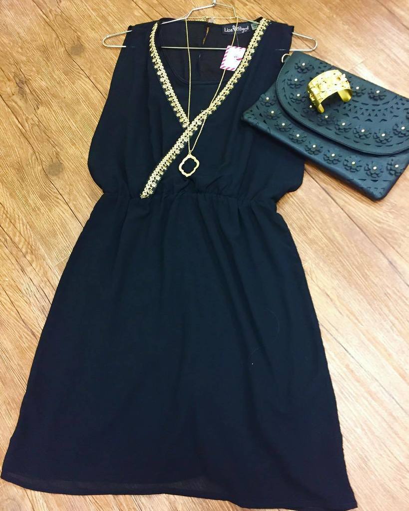 shoplizabyrd's tweet photo. A little black dress with a hint of gold #wardrobestaples #classicstyle #gotodress https://t.co/20e7kIDypX https://t.co/C04lNiajNo
