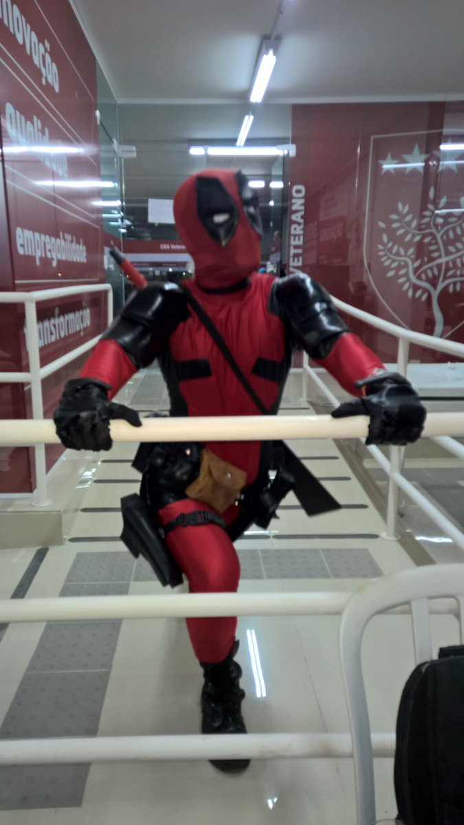 valuanimation's tweet photo. Ainda sobre o #RioComics da #Rebootproduçoes
https://t.co/r5V8VwIpxX
.
#deadpool #megasonicos #univeritas #comics https://t.co/bzFUus4mOx