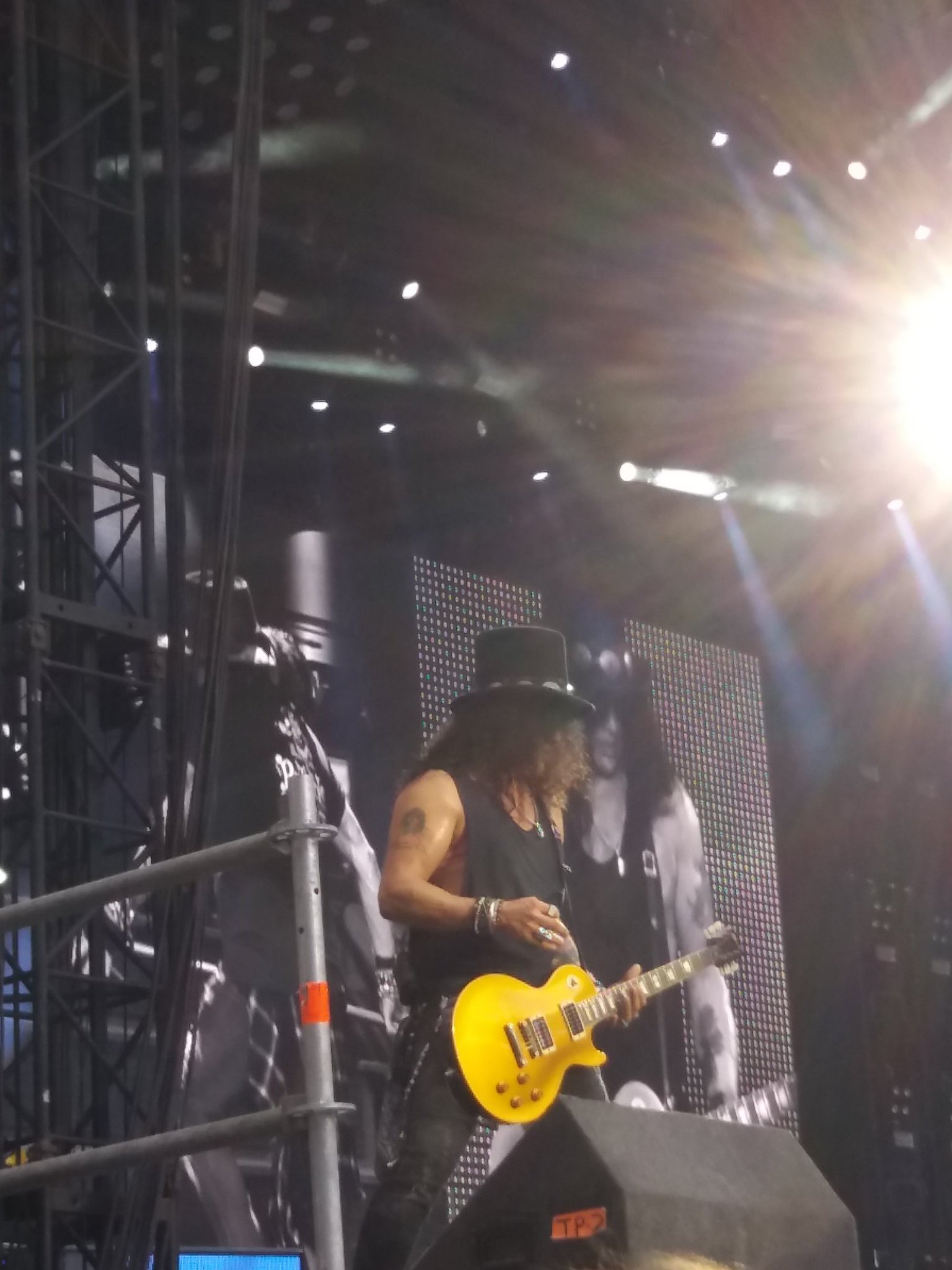   Happy Bday Slash     picture from live in Paris 7/7/2017  