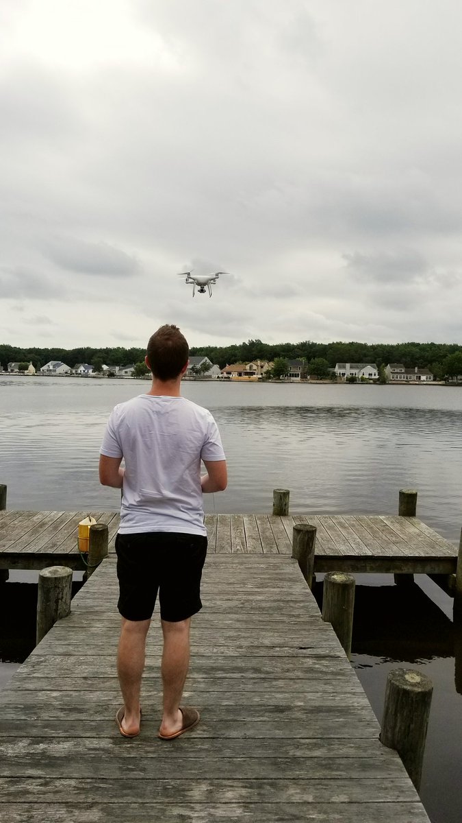 pwleys's tweet photo. @rsa in his natural habitat.
#ad #sponsored #dronebone https://t.co/rftORgSdTh