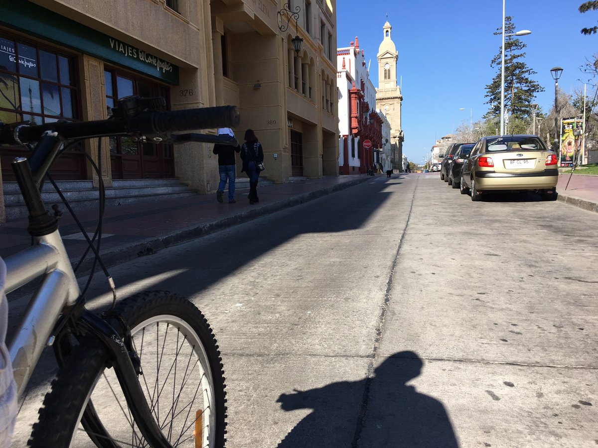 barriobenavente's tweet photo. #Ciudad #Pedaleable #LaSerena #Chile @sernaturcoquimb @Sernatur #Familia #Domingo #Ciudad #Barrios #Centro #Playas https://t.co/IGFU4L4EOJ