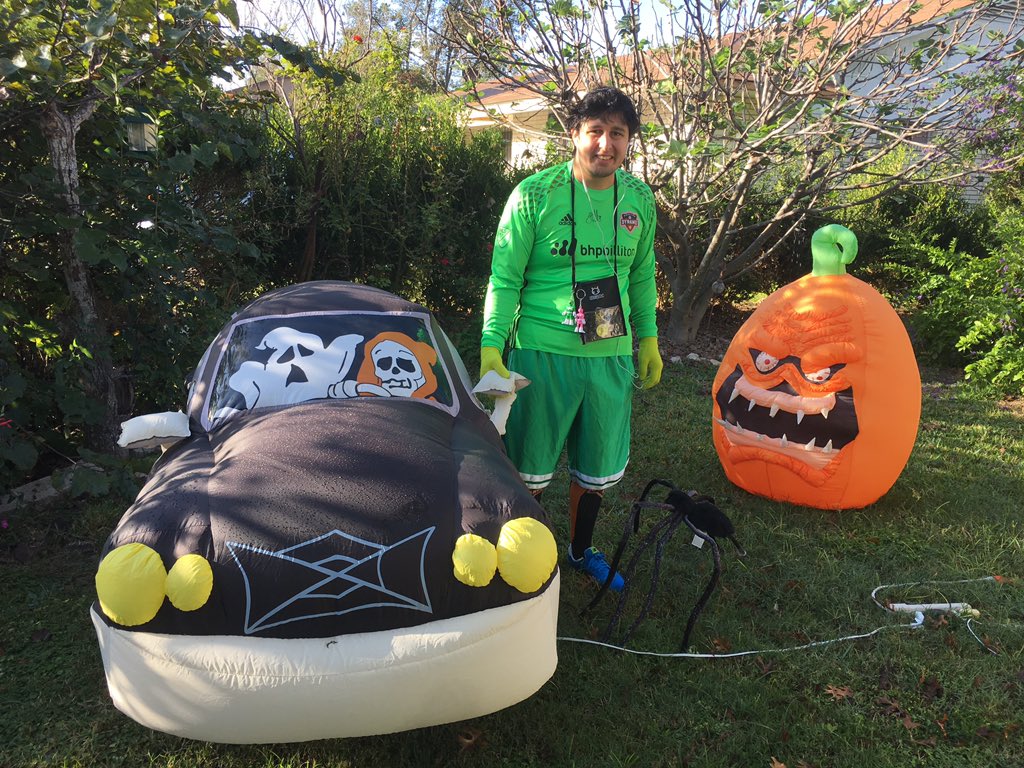 babyyoubesweet's tweet photo. @TimHowardGK @ussoccer Saw #TimHowardGK play against the HoustonDynamo. 🍀playing in the finals! My autistic son, Adrian says wear your green shirt, it's lucky! https://t.co/8BavR4xFs9