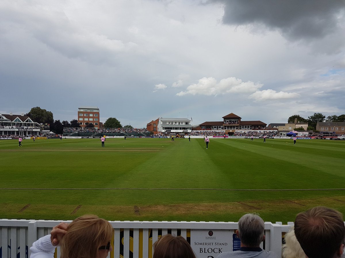 midytfc's tweet photo. Watched a great game of t20 cricket today at Taunton. Well played somerset 👍#somvmid https://t.co/M2Z8OtNqPh
