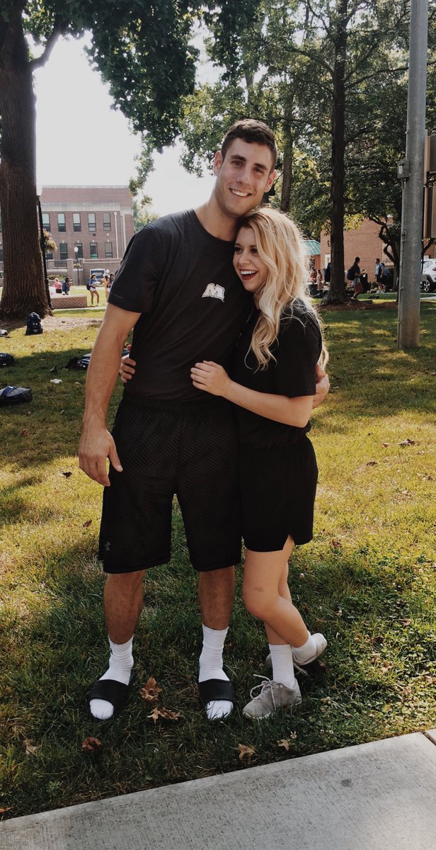 LakinMarisa's tweet photo. Mine 4ever. #blessed #awkward #sandalswithsocks #Minthemiddle #cute https://t.co/ccQjYW3hcZ