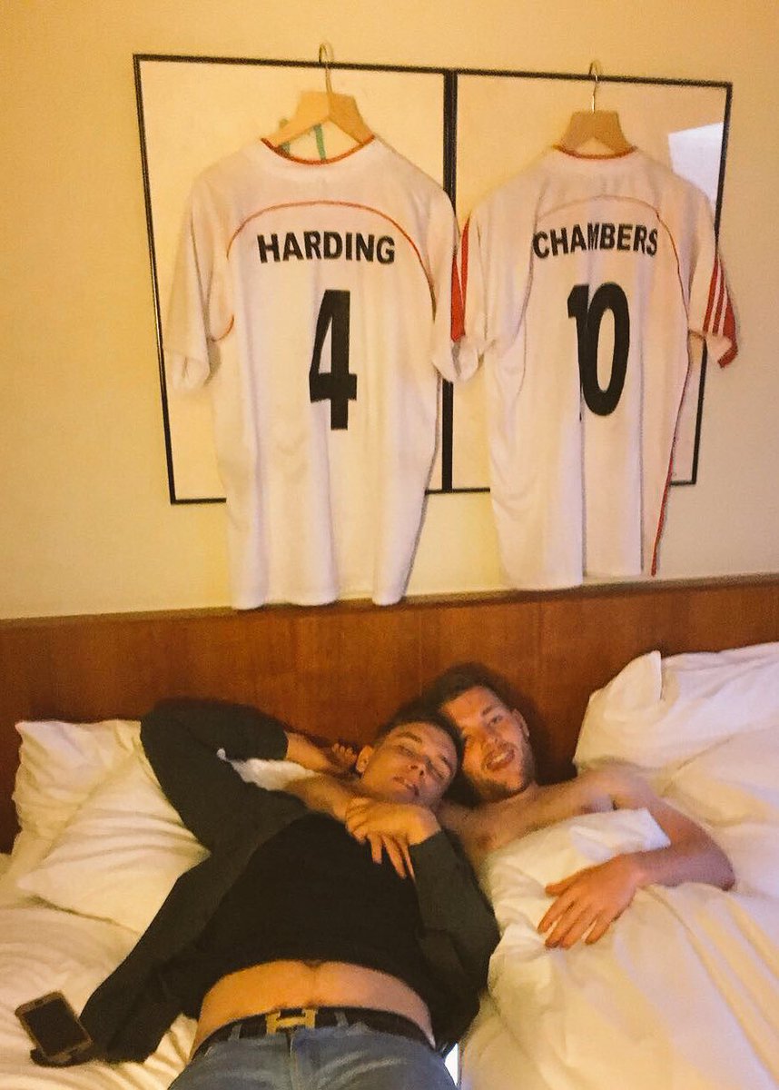 aaronharding3's tweet image. Name me a more iconic duo...I'll wait? 🤔 @gchambers5