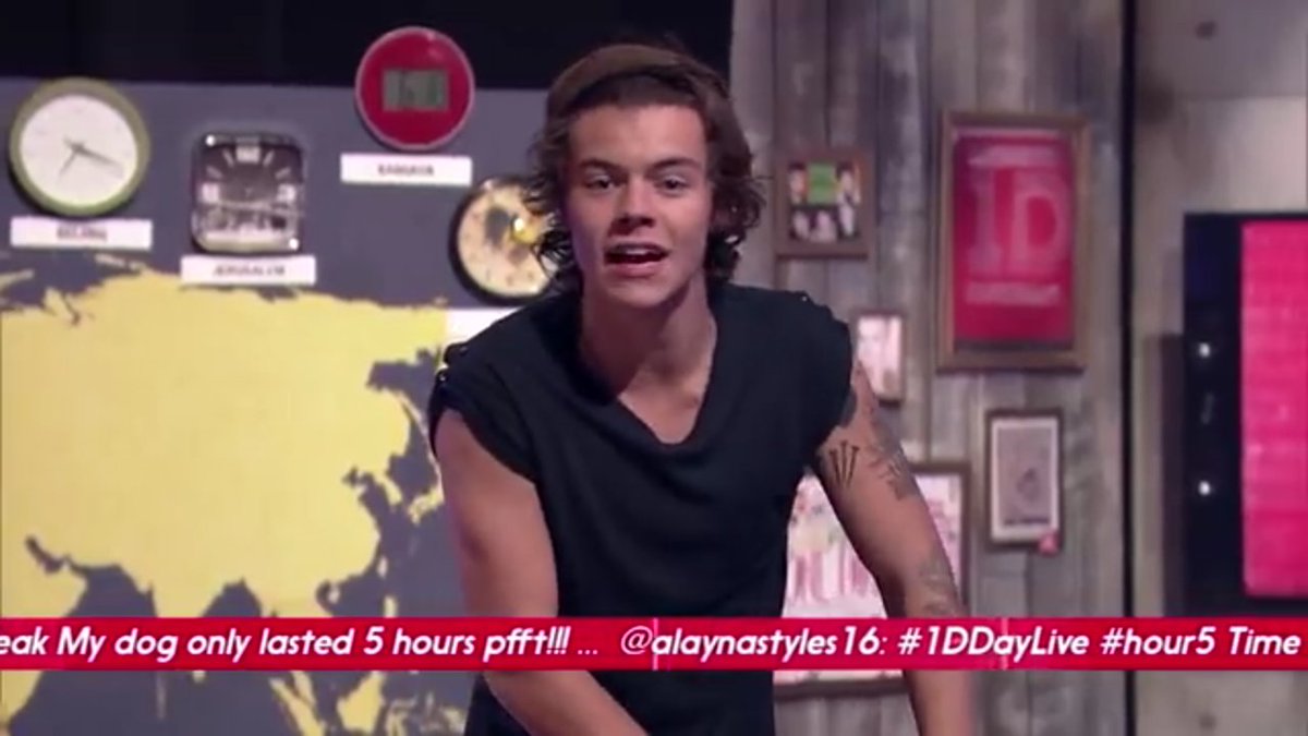 Alexiahhoran1's tweet photo. #7YearOfOneDirection saudades do 1D Day 😓😓😓 https://t.co/1Dgg29Q51B
