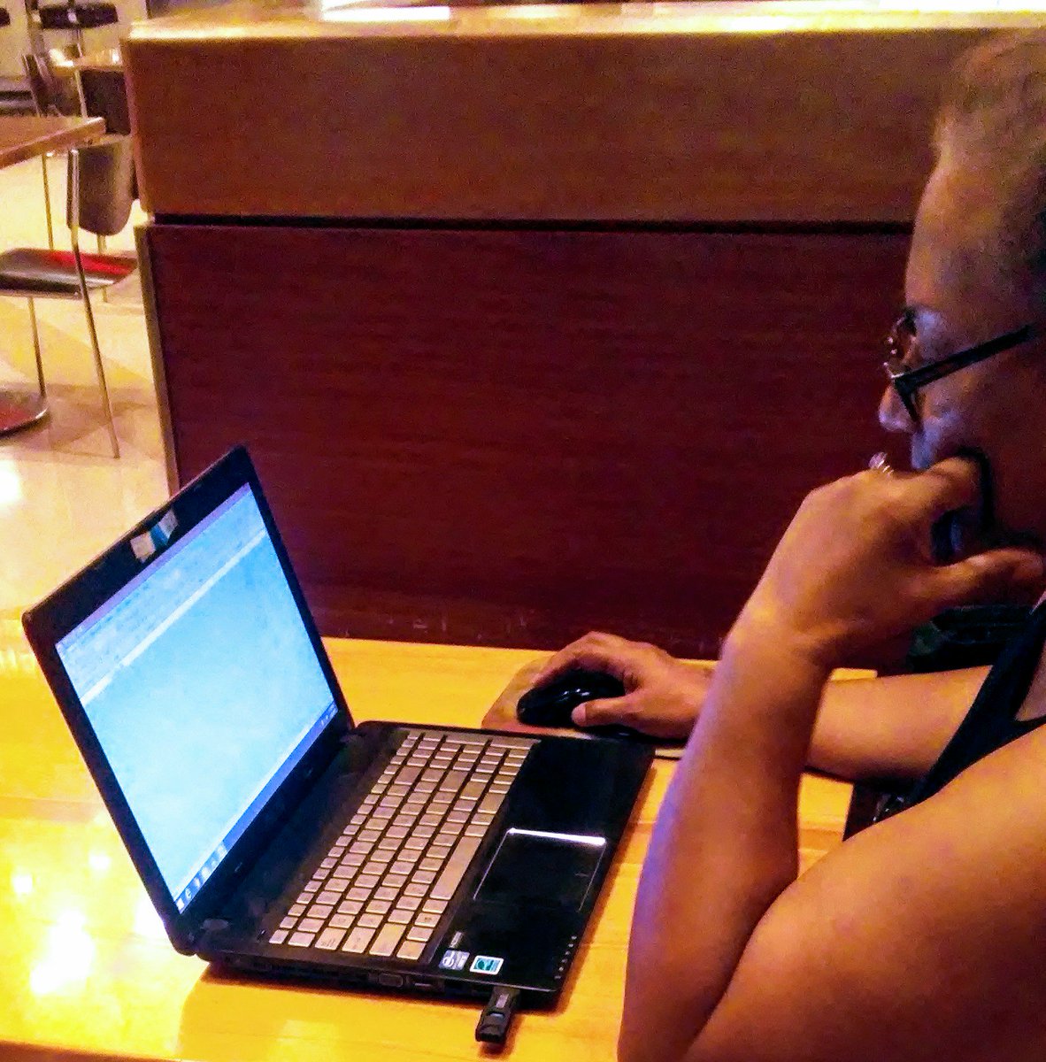 LFilloon's tweet photo. Firing up for the next #ThomasKane chapter. https://t.co/YiknD2fb7E