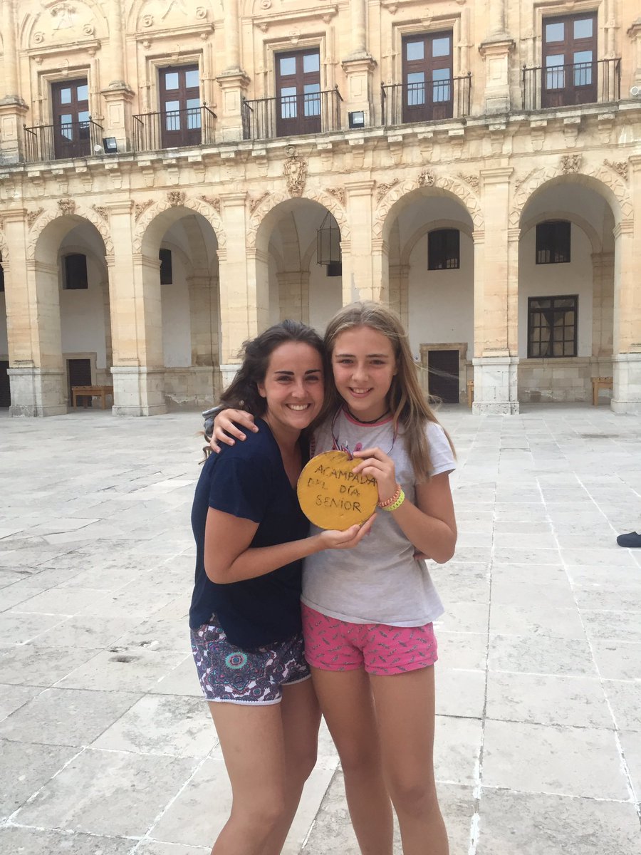 uclesfnx's tweet photo. Los acampados del día son Pilar, Pelayo, Santi y Martina! Enhorabuena! #elveranodesuvida https://t.co/Kyhe0DBJbf