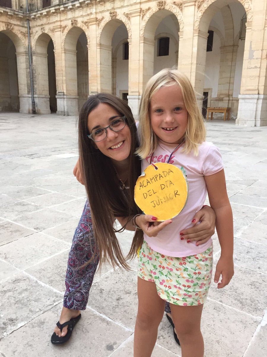 uclesfnx's tweet photo. Los acampados del día son Pilar, Pelayo, Santi y Martina! Enhorabuena! #elveranodesuvida https://t.co/Kyhe0DBJbf