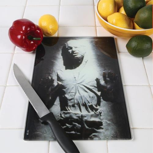 #StarWars #HanSolo In Carbonite Chopping Board now only £10 <a href="/GreatGearStore/">GreatGearStore</a>  bit.ly/2vNPLmN
#RebelAlliance #TheForce #Chewbacca