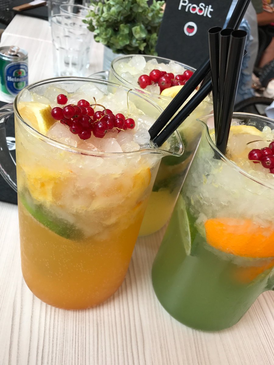 SportingFreak's tweet photo. 昼のレモネードと夜のレモネード。
通算10杯目？ https://t.co/7cpbHSzAOj