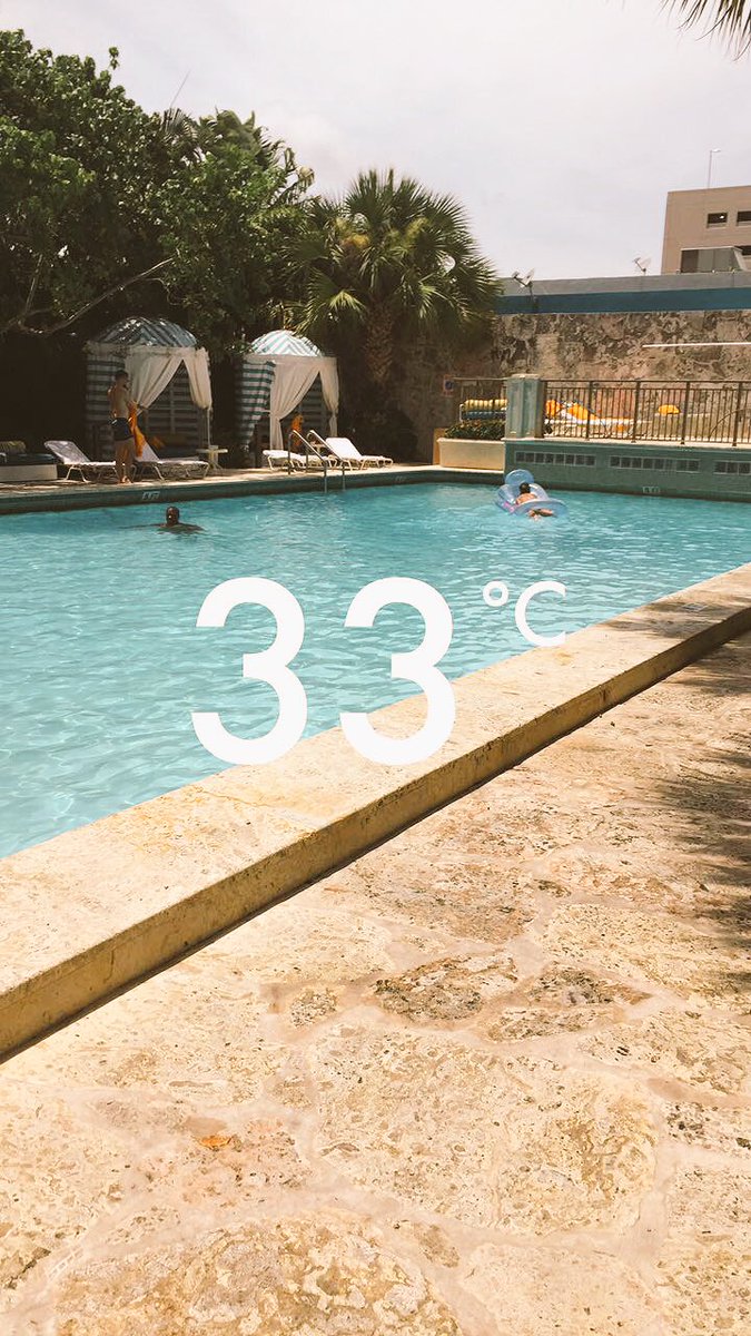 Abby_Miller_'s tweet photo. Just a bit warm https://t.co/DfWVfe8EXN