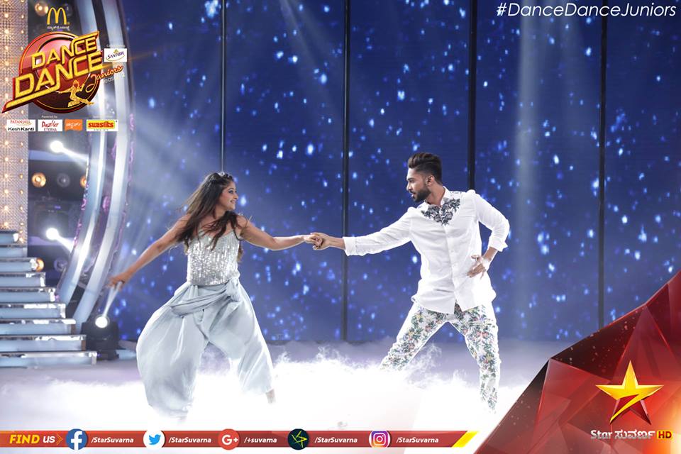 SYKkillerstuff's tweet photo. @SalmanYKhan and @salsasneha performed on #dancedancejuniors https://t.co/kJSbCq7iuY