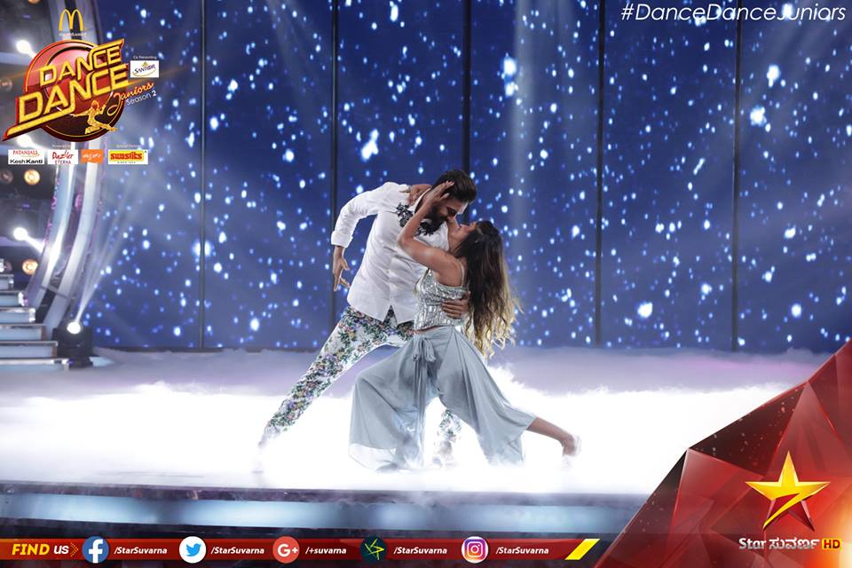 SYKkillerstuff's tweet photo. @SalmanYKhan and @salsasneha performed on #dancedancejuniors https://t.co/oerRFXVwzQ