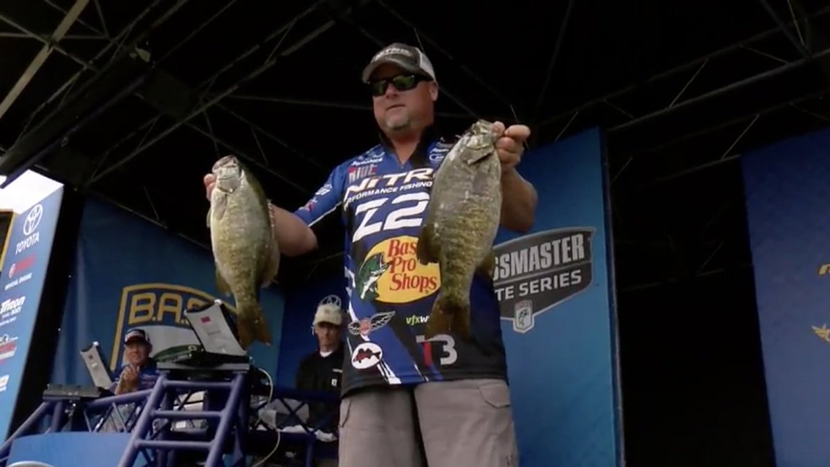 Live weigh-in: New York's <a href="/bassinjh1/">Jamie Hartman</a> weighs in 18- 9 ow.ly/zZC730dQxrw
