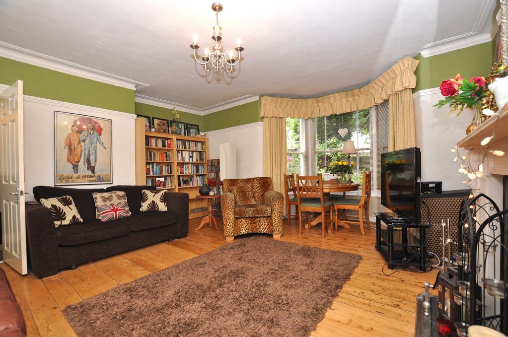 PettySon&Prestwich tweet media