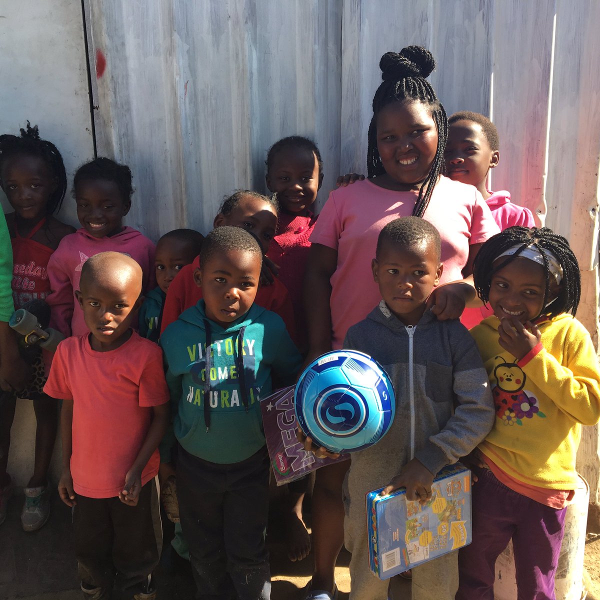 ARProject's tweet photo. Great day visiting families to deliver goods & a bit of happiness! Thanks to @Journey4Change ambassadors & #CapPrep teachers! @DrStevePerry https://t.co/kjU7S6Oq4M