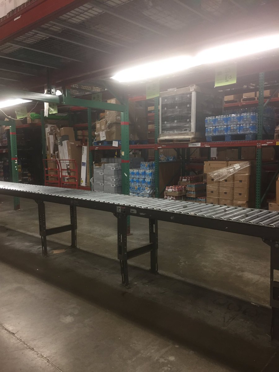 jenbradytarget's tweet photo. Way to start a morning clean and clear thank you backroom TL Juana you rock @GuenetteMelanie @HRAdrian4Target https://t.co/xnh7QLsgkH